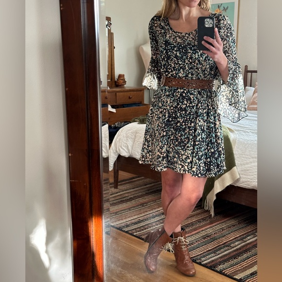 Anthropology, "paper crown" - Picture 2 of 10